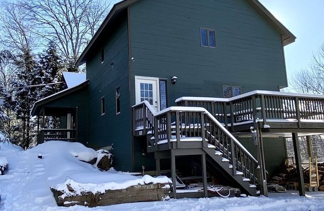 Family & dog-friendly house in Killington
