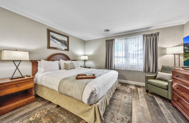 Family-friendly Accommodation! Pets Allowed,Breakfast! Close to Tamarack Express