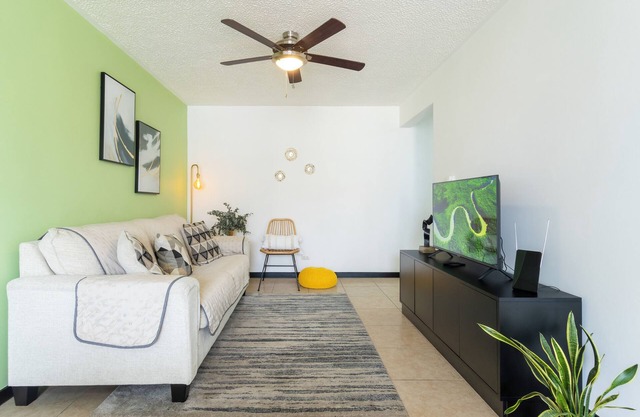 Family-friendly apartment within 20 minutes from Juan Santamaría Airport.