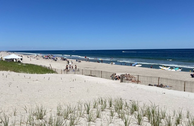 Family friendly Bay Head home close to beach & town.