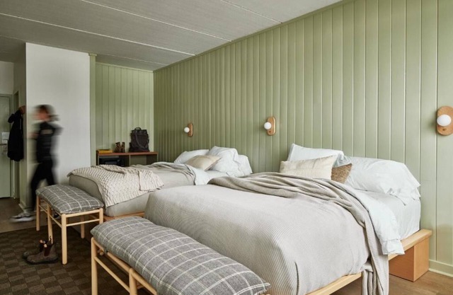 Family-Friendly Bluebird Suite l Two Queen Beds & Space to Relax