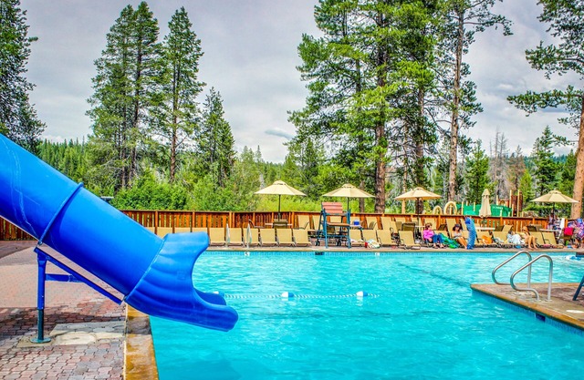 Family-Friendly Home with Shared Pool & Hot Tub - Access to Rec Center