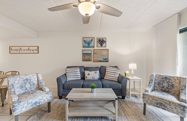 Family friendly, Retirement friendly Beach condo-150 steps to beach!