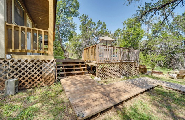 Family-Friendly Hill Country Cabin Rental w/Deck!