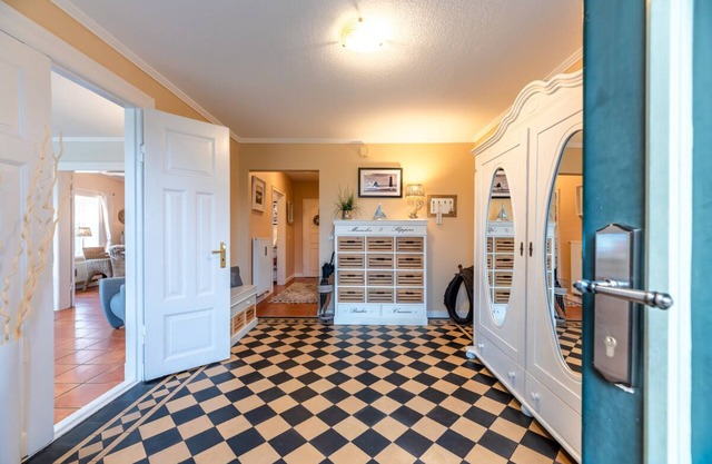 "Family-friendly vacation apartment in a historic mill house with garden!"