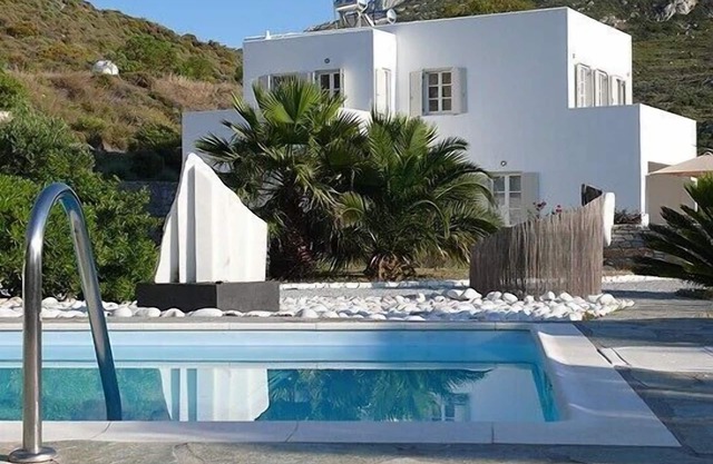 Family-friendly villa (120 sqm) with pool, sauna, large garden