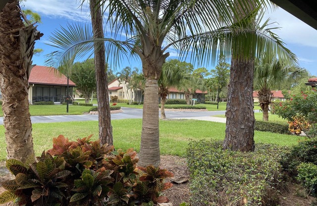 Family Friendly Villa15 min to Siesta Key Wagon, Chairs, Umbrella, Toys Provided
