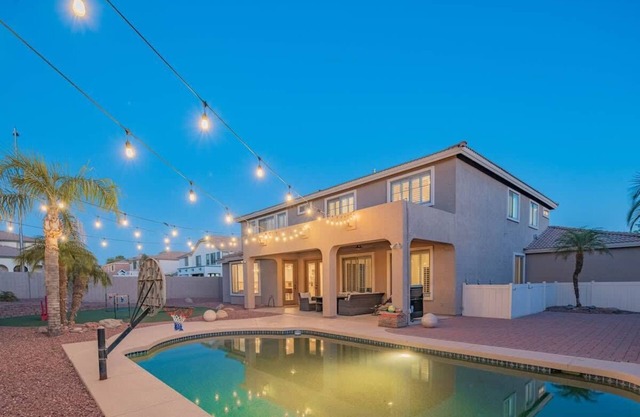 Family Fun Retreat, Mesa AZ w Pool