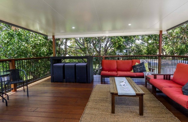 Family Holiday Home Upstairs Only