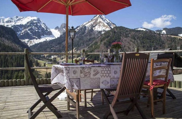 Family holidays in a cosy chalet in Abondance: ski Nature and View