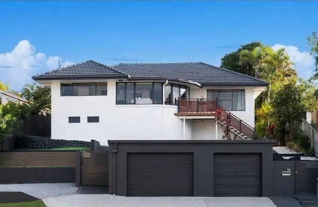 Family home in runaway bay
