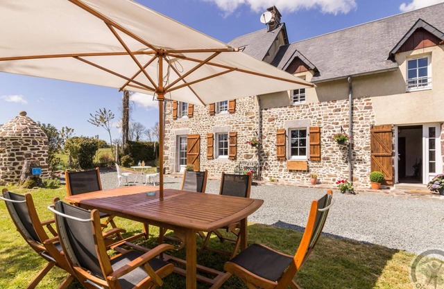 Family home with enclosed garden and peaceful view