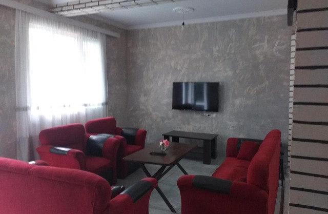 Family Hotel "Big House"