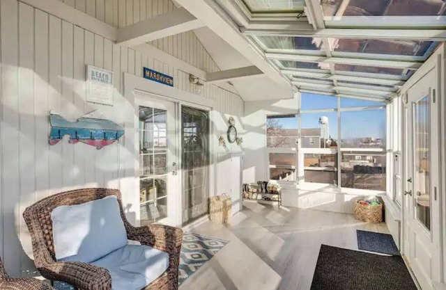 Family, Kid, & Pet-Friendly, Sleeps 6+, Backyard & Grill
