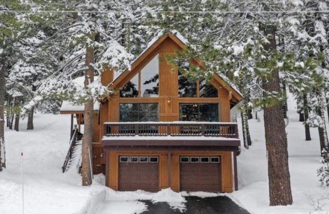 Family Mountain Chalet, Backs to Open Space, Monthly Rental, WiFi & Work Space