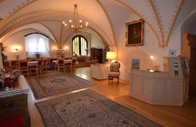 Family room - vicarage, guesthouse