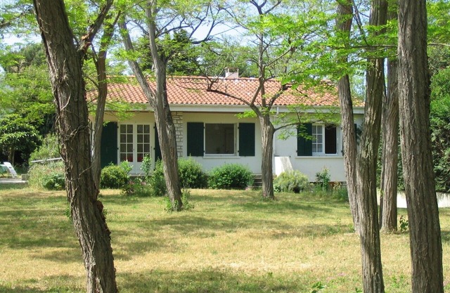 Family stay by the beach with beautiful garden- La Brée les bains, Oléron island
