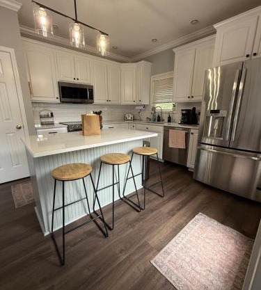 Family stay with Pets, EV Charger, Peloton