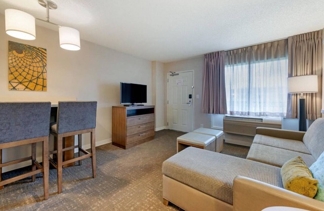 Family Vacation! Disney Dream! Two Serene Units, Near Disney's Blizzard Beach Water Park