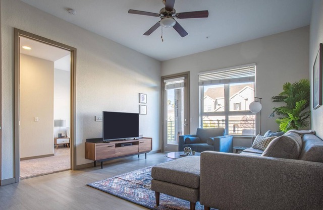 Fantastic 2BR in Sunnyvale, Gym + Pool