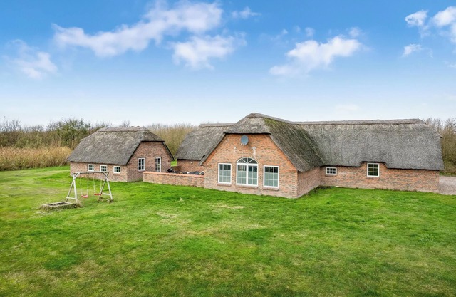 Fantastic holiday home with pool and spa for 20 people.