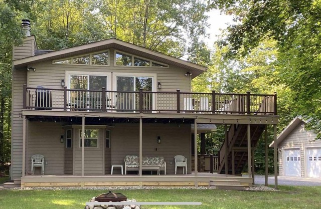 Fantastic NEW Schuss Mountain location for a Pure Michigan get-away!