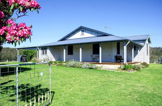 Farm House Accomodation in tranquil rural setting