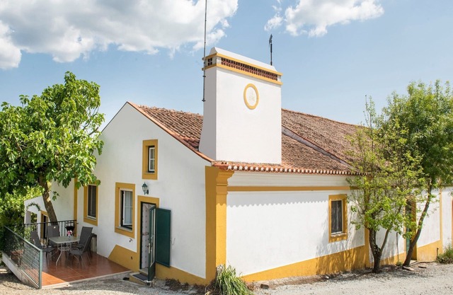 Farmhouse Dreams: Explore and Relax