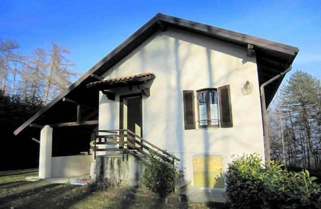 Farmhouse in Verbania with Mountain Views
