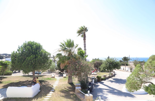 Faros Villa small hotel & restaurant