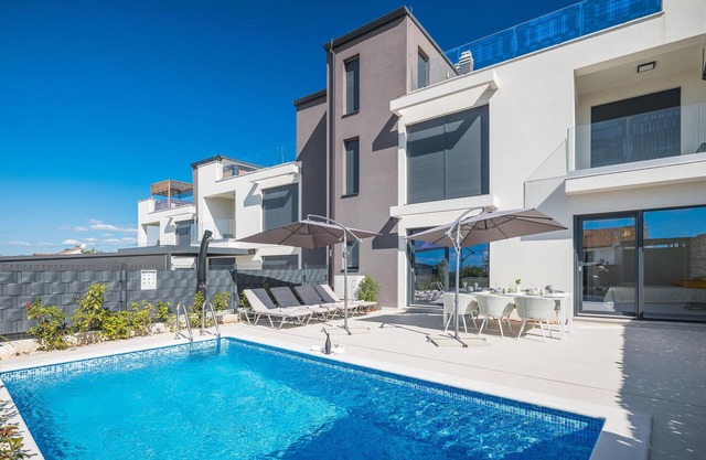 Ferienhaus - Porec-Radmani