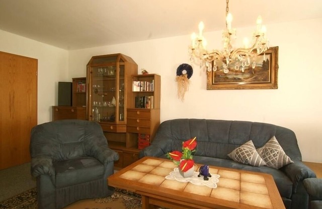 Ferienwohnung Nr. 1, 1 bis 4 Personen, 100 qm, 2 separate Schlafzimmer, Terrasse