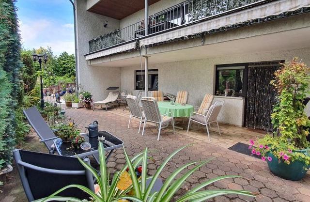 Ferienwohnung 3,2 km von Saarloius entfernt mit Terrasse und Garten