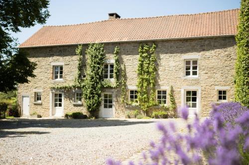 Ferme de l'Airbois - gites 12pers et 14pers