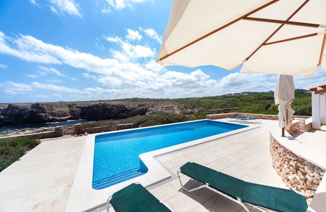 Ficula Vell A&B Sea Frontline Villa