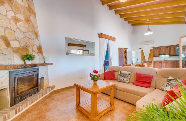 Finca in Sencelles with Saltwater Pool
