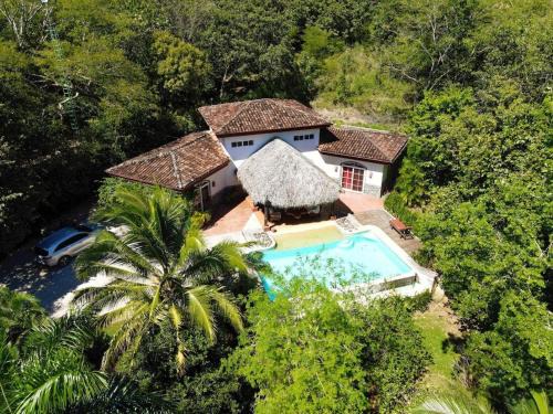 Finca Panama Tropical Villa and Guest Home Pool and Lush Garden