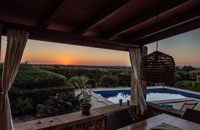Finca with pool and sea views near Ses Salines, sunset included - Can Tomeu