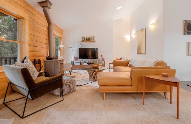 Find Your Zen | Rustic-Chic Cabin