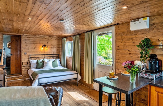 Finest Retreats | Trevoya Cabin