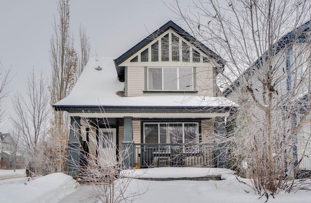 Finn - 3 bedroom, AC, Large Kitchen, Garage & BBQ