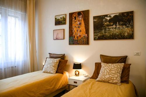 Fiora 7 House - intera casa tra BolognaFiere e centro - whole house near Trade Fair & City Center