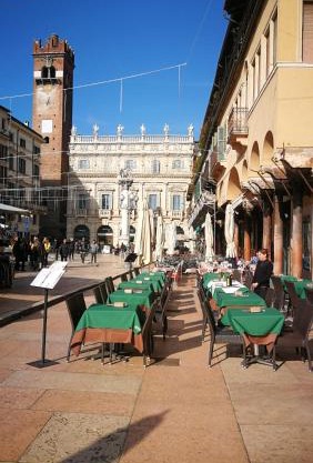 Fiorello's House 02309-Loc-04779