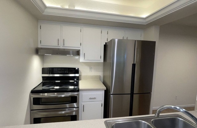 First floor 1/1 condo