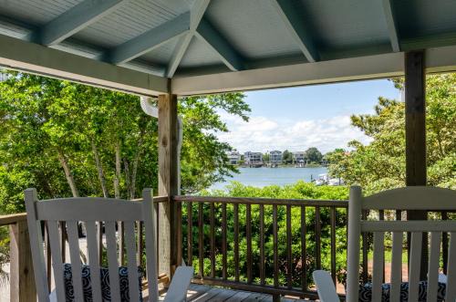 Fisher Cottage by Bryant Real Estate