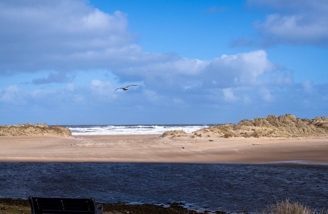 Fishermans Cottage - a cottage that sleeps 6 guests in 3 bedrooms