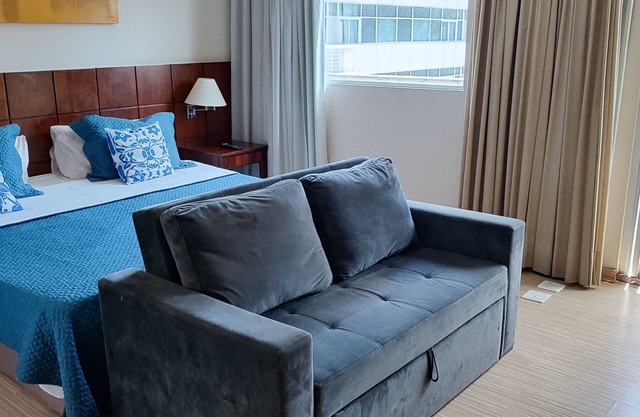 Flat in a hotel near the American consulate and Transamerica Expo.