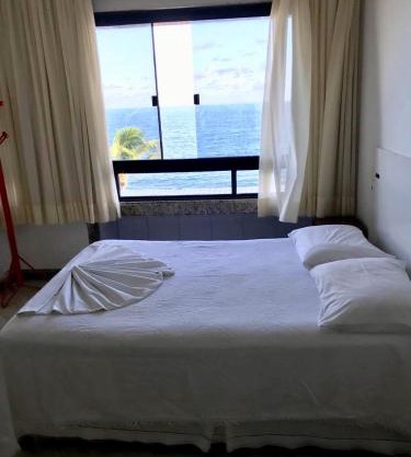 Flat Vista Mar Frente ou Lateral na Barra em Salvador