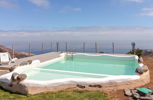 Flatguest Casas Tazirga A - Terrace - Views - Communal Pool