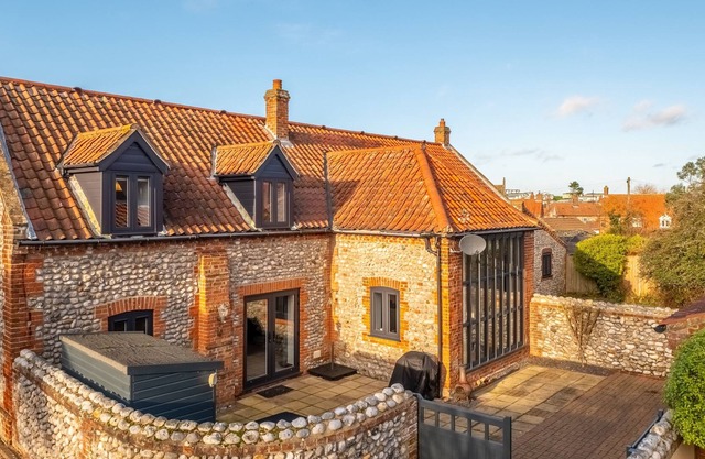 Flint Barn, East Runton, Norfolk